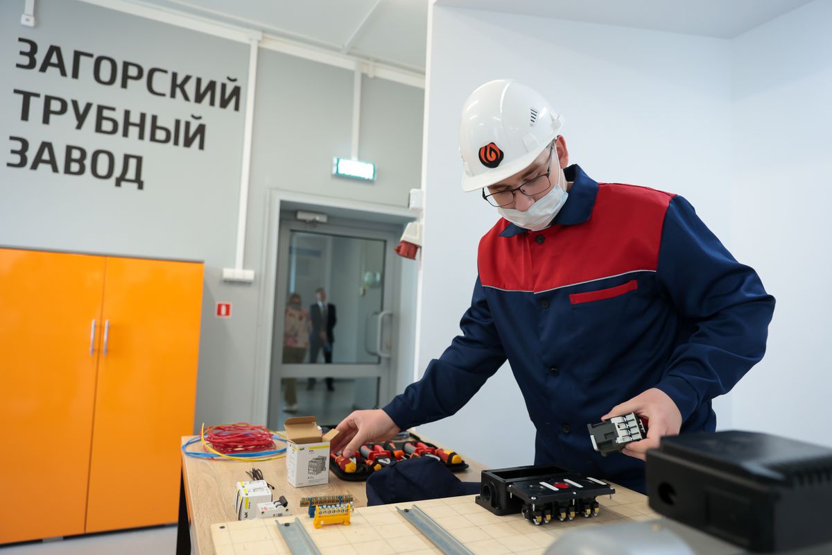 Андрей Воробьев губернатор московской области - Не заходя на биржу труда: как готовят кадры в Подмосковье