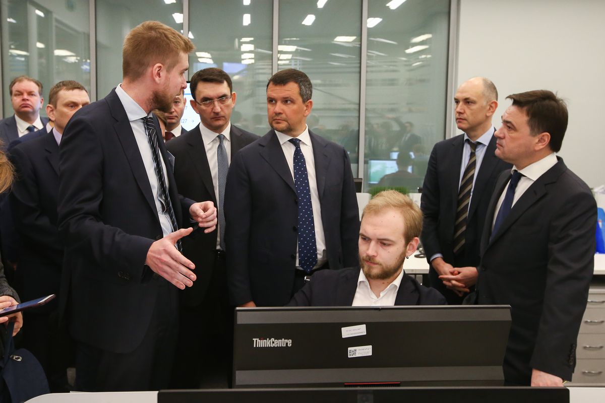 Андрей Воробьев губернатор московской области - Осмотр ЦУР и совещание рабочей группы по подготовке к Госсовету по направлению «Коммуникация, связь, цифровая экономика» Андрей Воробьев губернатор московской области - Осмотр ЦУР и совещание рабочей группы по подготовке к Госсовету по направлению «Коммуникация, связь, цифровая экономика»
