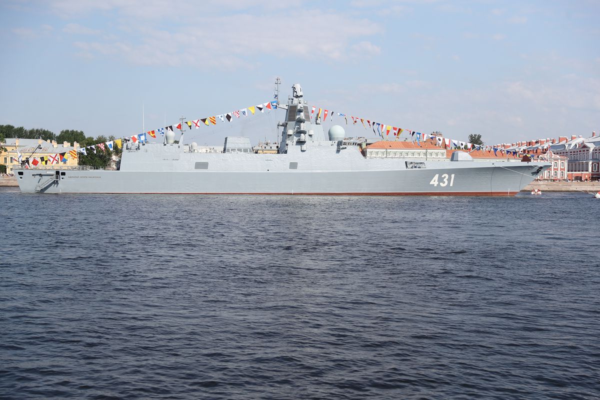 Андрей Воробьев губернатор московской области - Губернатор посетил парад в честь Дня Военно-Морского флота