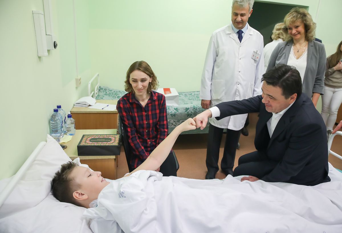 Андрей Воробьев губернатор московской области - Новый год в МОНИКЕ: для ребят в клиническом институте устроили сказочный праздник Андрей Воробьев губернатор московской области - Новый год в МОНИКЕ: для ребят в клиническом институте устроили сказочный праздник