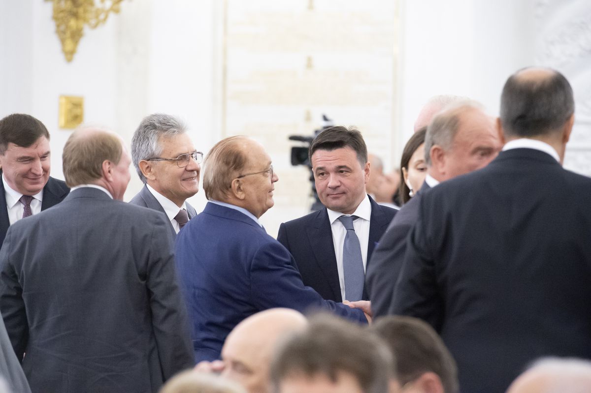 Андрей Воробьев губернатор московской области - Президент вручил Государственные премии в Кремле Андрей Воробьев губернатор московской области - Президент вручил Государственные премии в Кремле