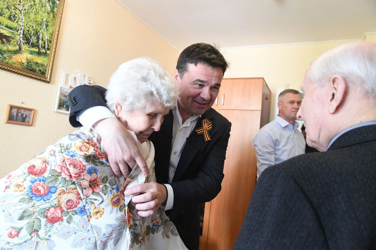 Андрей Воробьев губернатор московской области - Посещение пансионата в Ногинске Андрей Воробьев губернатор московской области - Посещение пансионата в Ногинске