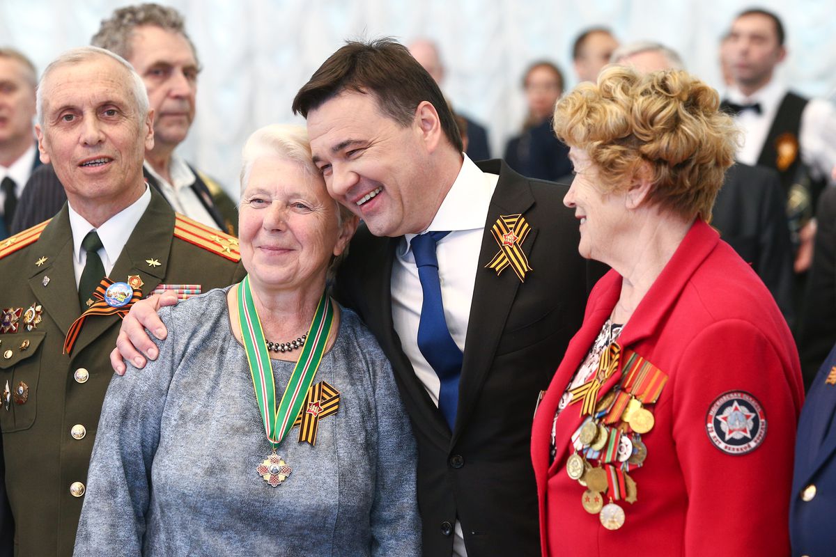 Андрей Воробьев губернатор московской области - Вручение региональных наград накануне Дня Победы Андрей Воробьев губернатор московской области - Вручение региональных наград накануне Дня Победы