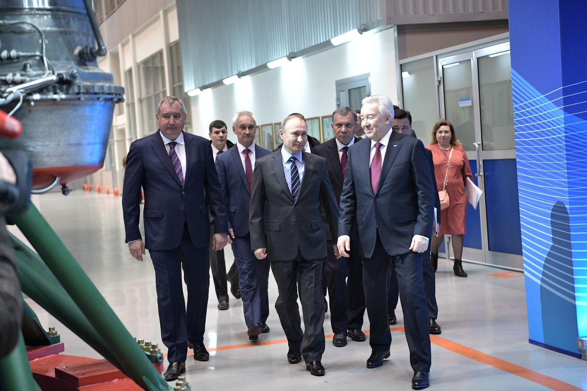 Андрей Воробьев губернатор московской области - Владимир Путин посетил НПО «Энергомаш» в Химках Андрей Воробьев губернатор московской области - Владимир Путин посетил НПО «Энергомаш» в Химках
