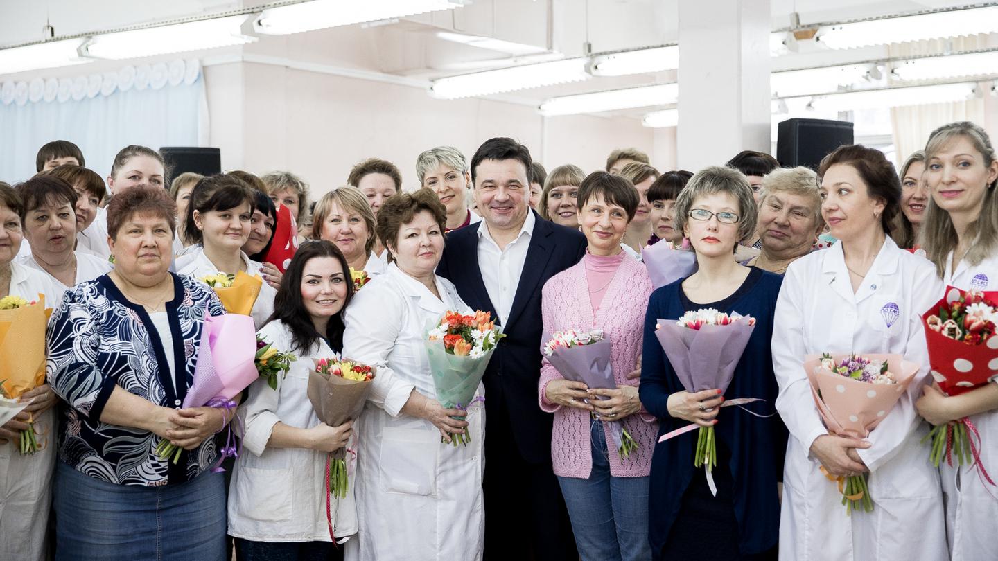 Вакансии солнечногорск. Завод СМЗ Солнечногорск. Механический завод Солнечногорск. Парашютный завод Солнечногорск. 10 Механический завод Солнечногорск.